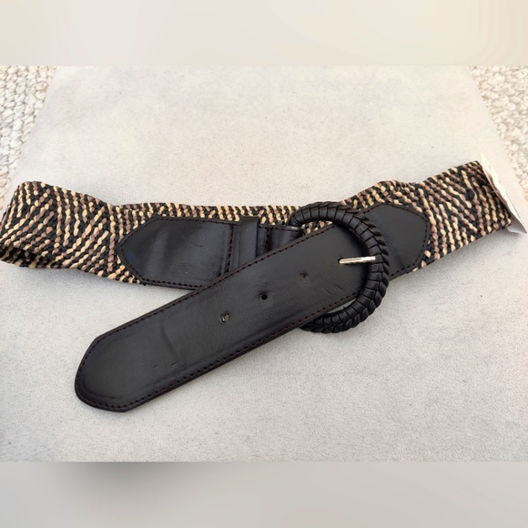 Brown Belt - Picture 2 of 8